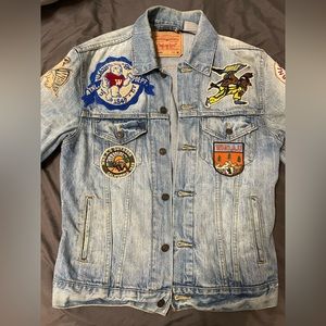 Retro Levi’s jean jacket